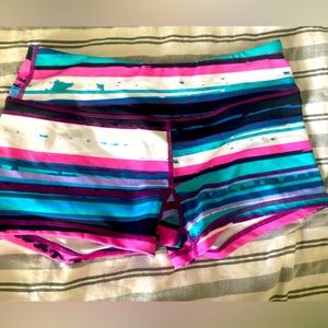 Size M savage barbell foxy shorts